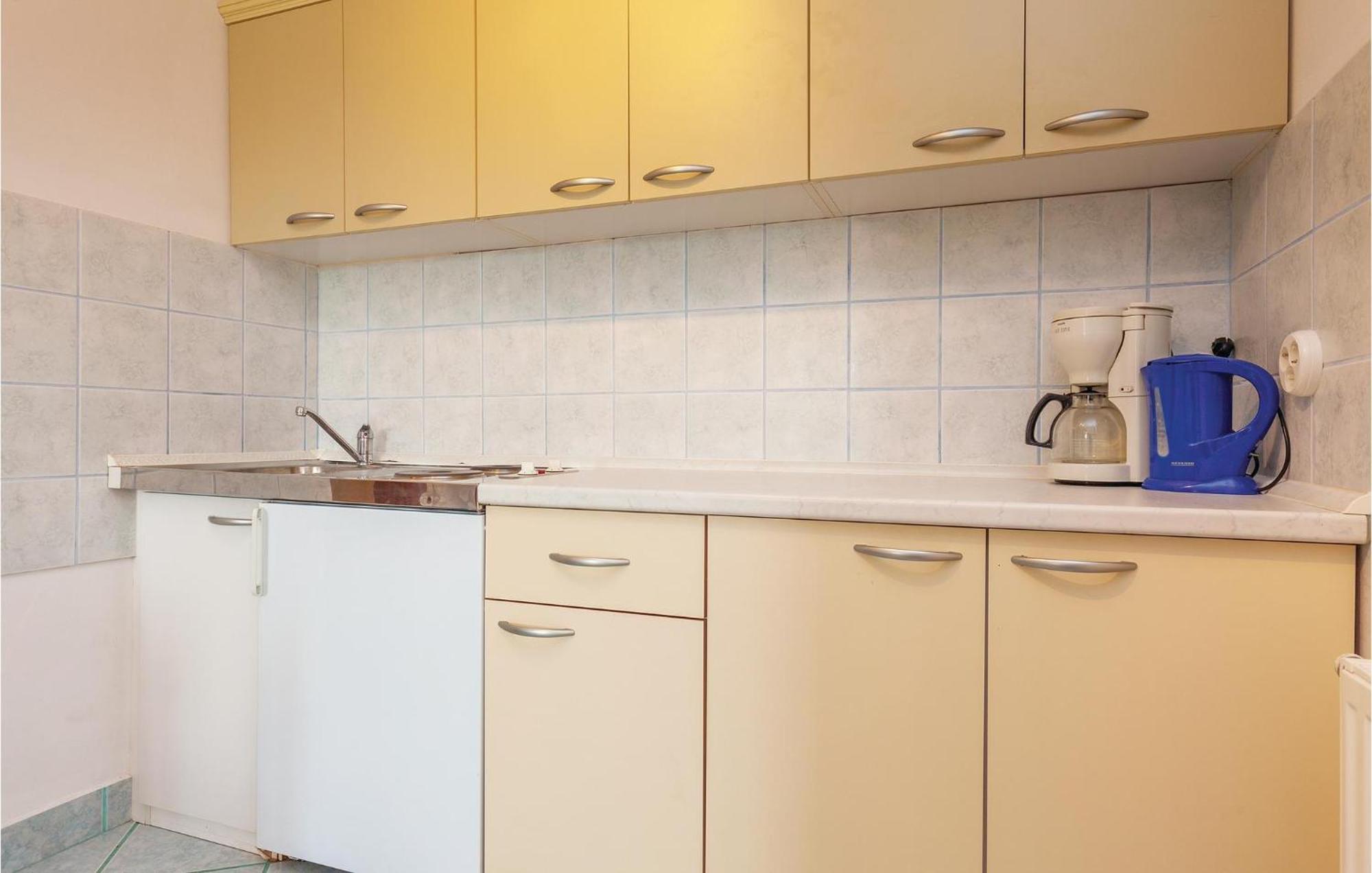 Stunning Apartment In Crikvenica With Wifi ภายนอก รูปภาพ