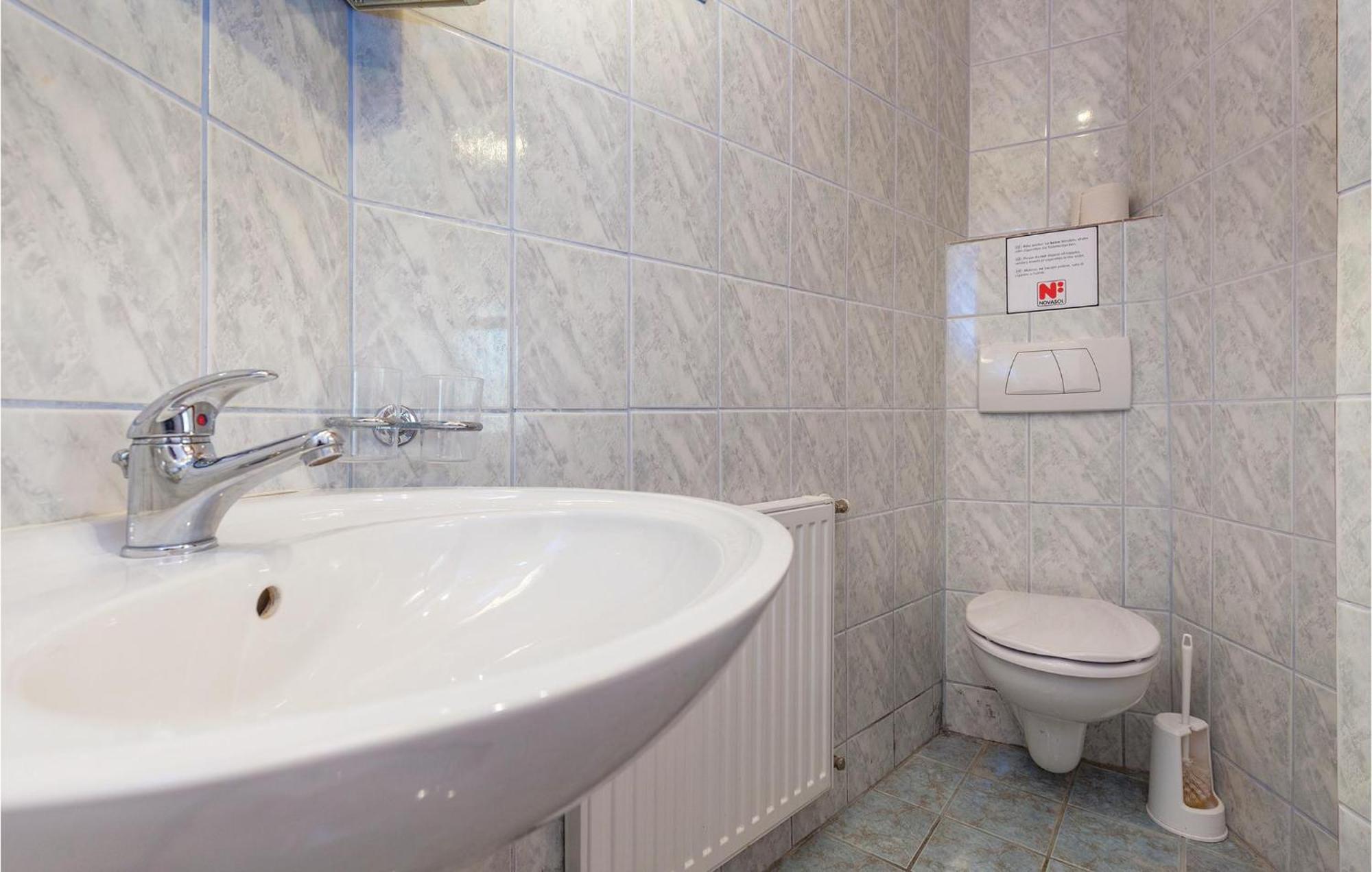 Stunning Apartment In Crikvenica With Wifi ภายนอก รูปภาพ
